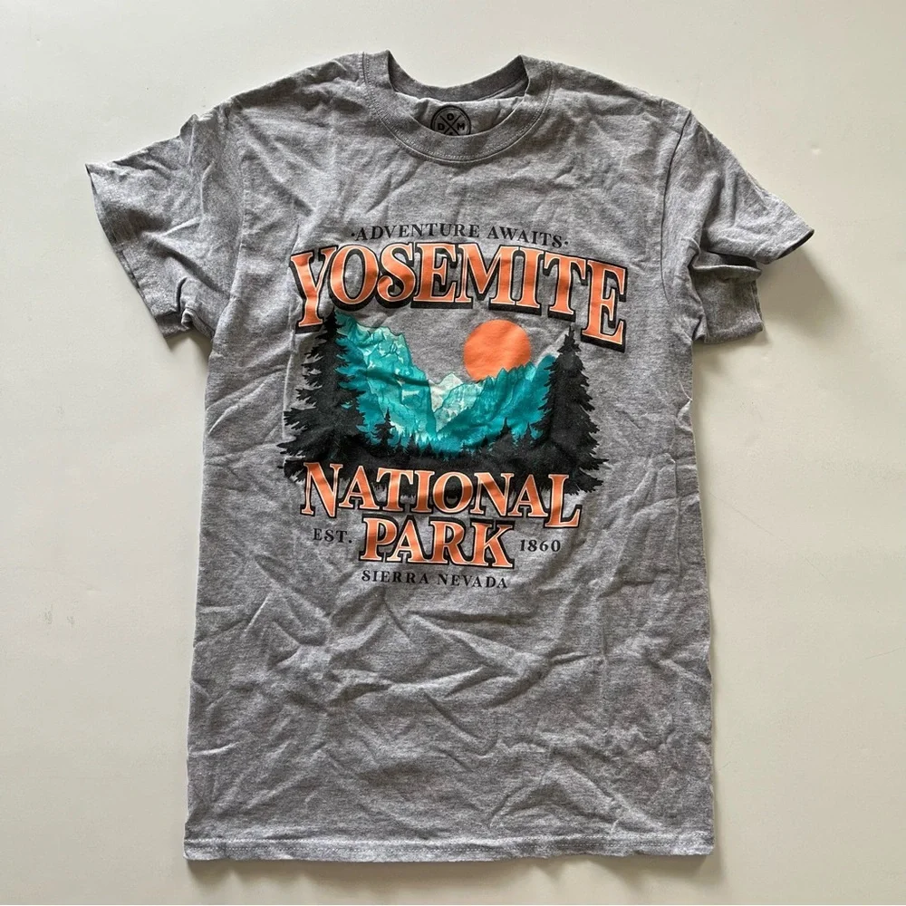 Yosemite National Park Grey Souvenir T-shirt - Size S - Picture 1 of 4